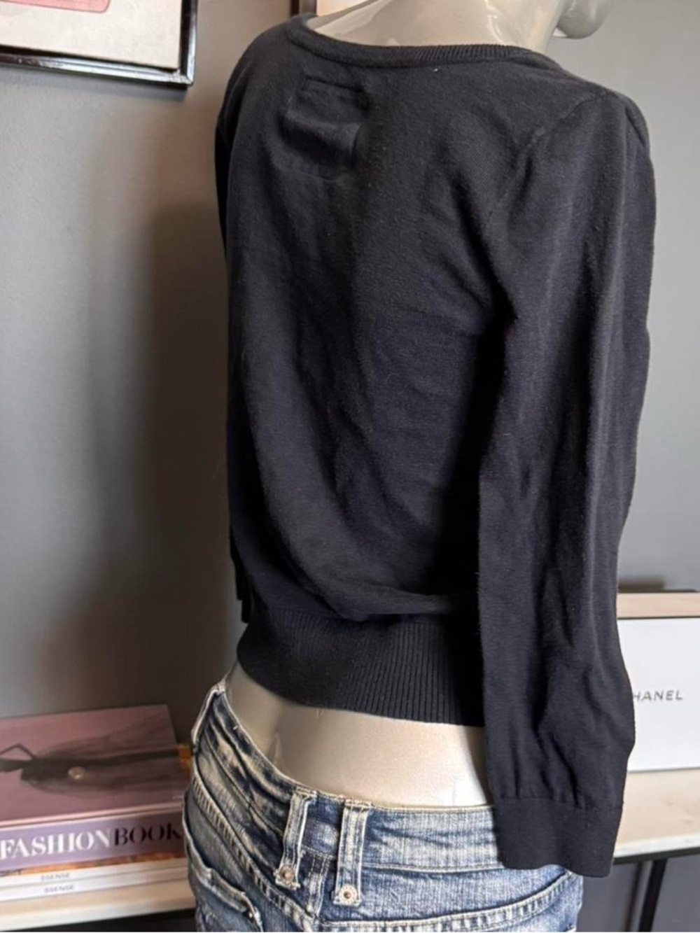 Hollister Vintage Y2K navy cardigan with flower detail - Picture 6 of 7